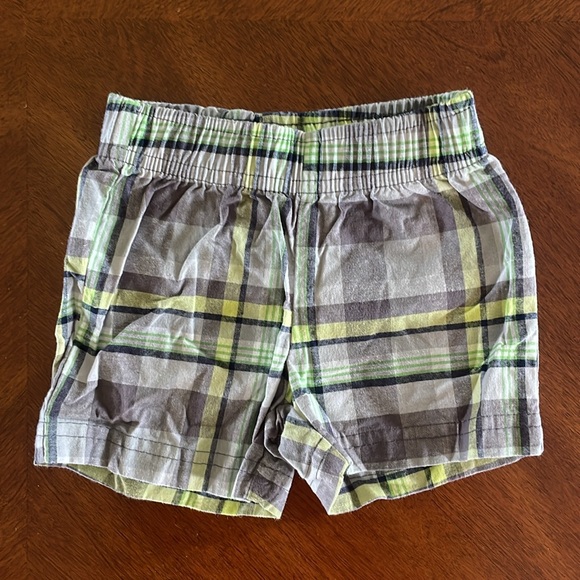 Carters Baby Boy Polo and Shorts Set - Size 3M - Picture 4 of 5